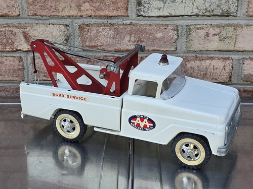 Tonka wrecker tow truck - wrecker,
